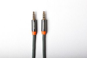 کابل AUX کلومن مدل KA - 35 طول یک متر خاکستری 