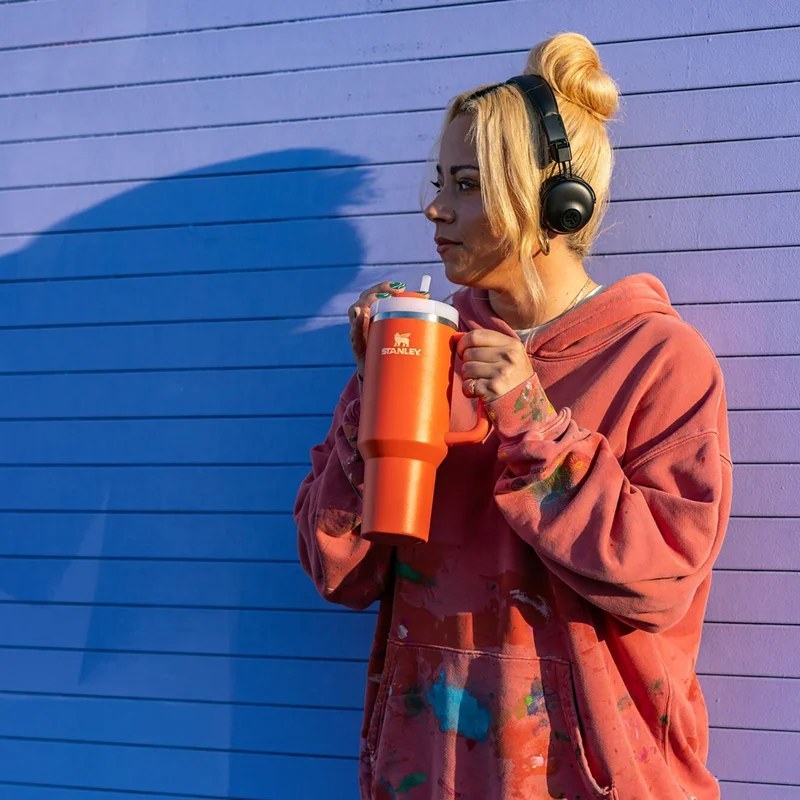 ماگ استنلی Quencher H2.O دسته دار 1.18 لیتر وارداتی 8 ماگ استنلی Quencher H2.O دسته دار 1.18 لیتر وارداتی - تصویر 8